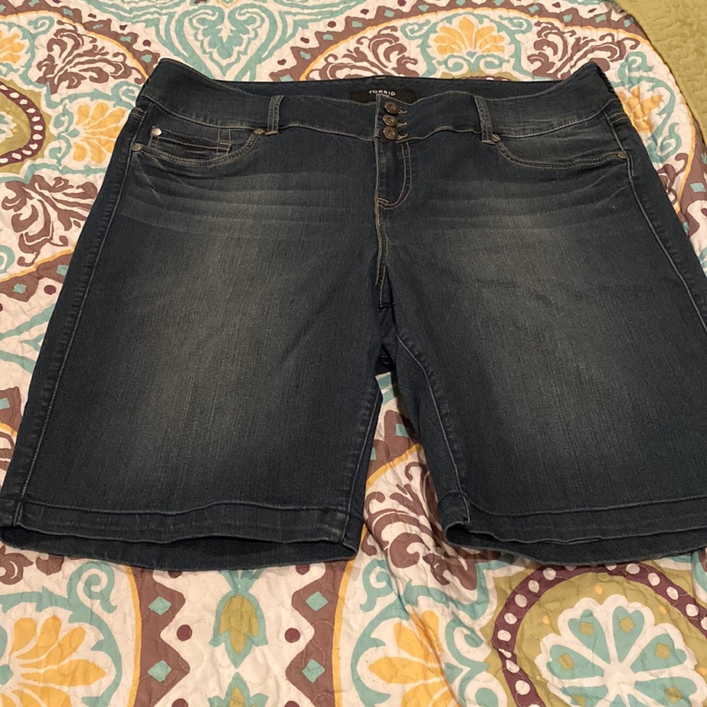 Torrid Jegging Bermuda Shorts
